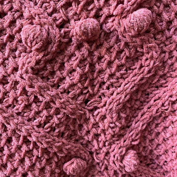 Love Tree Mauve Sweater, Size Small - Picture 4 of 4